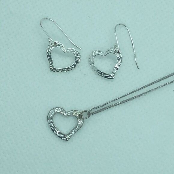 💛 Sterling Silver Open Heart Earrings & Necklace - Picture 1 of 3